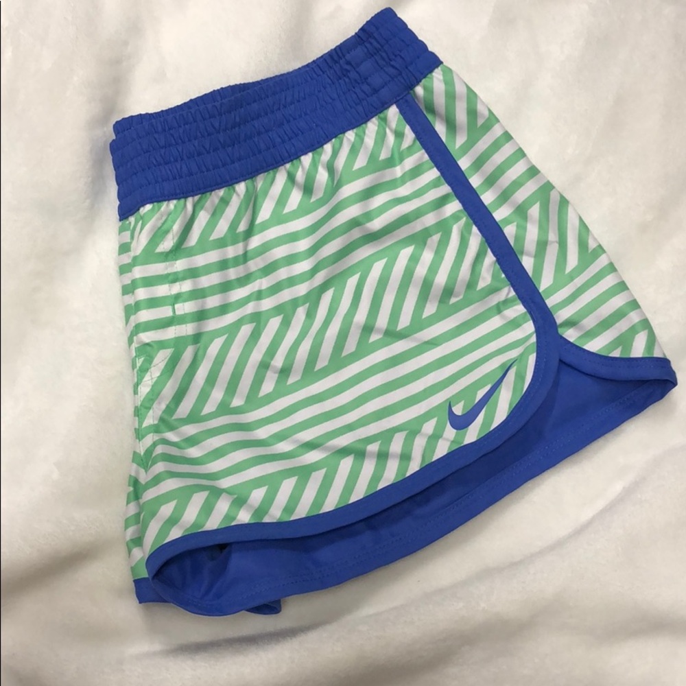 Nike women’s athletic shorts